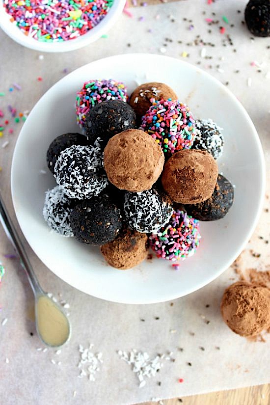 Chocolate Tahini Bliss Bites {Date Free}