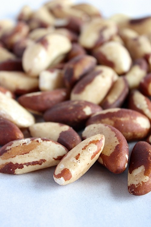 Sweet and Spicy Savory Mixed Nuts {Vegan, Gluten Free & Paleo Friendly} - www.betterwithcake.com