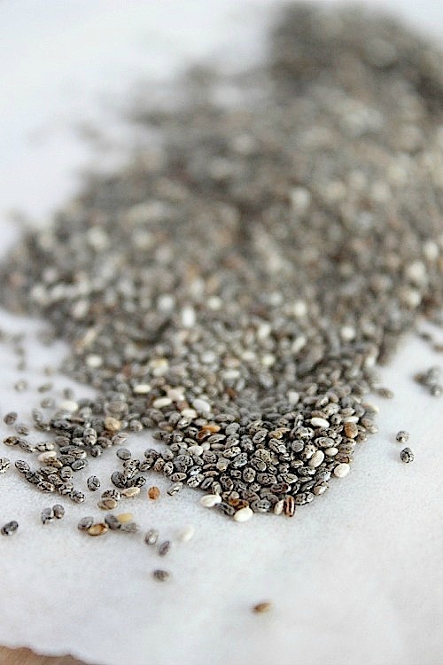 Chocolate Honeycomb Chia Pudding {Dairy Free - Refined Sugar Free - Low Carb - Keto - Paleo} - www.betterwithcake.com