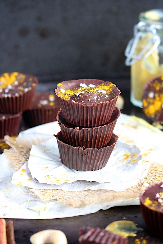 Dark Chocolate Golden Spiced Cashew Butter Cups {Sugar Free, Gluten Free, Dairy Free, Vegan, Keto & Paleo Friendly} - www.betterwithcake.com
