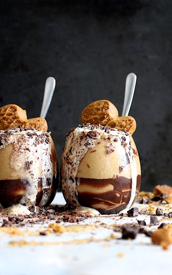 Healthy {Sugar-Free} Gingerbread Latte