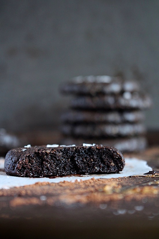 Salted Choc Fudge Almond Butter Brookies {Gluten Free - Dairy Free - Grain Free - Refined Sugar Free - Low Carb - Keto - Paleo - Vegan Friendly } - www.betterwithcake.com