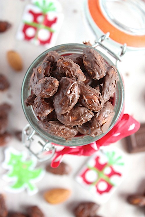 DIY – Dark Chocolate Coated Oven Roasted Almonds {Vegan & Paleo Friendly}