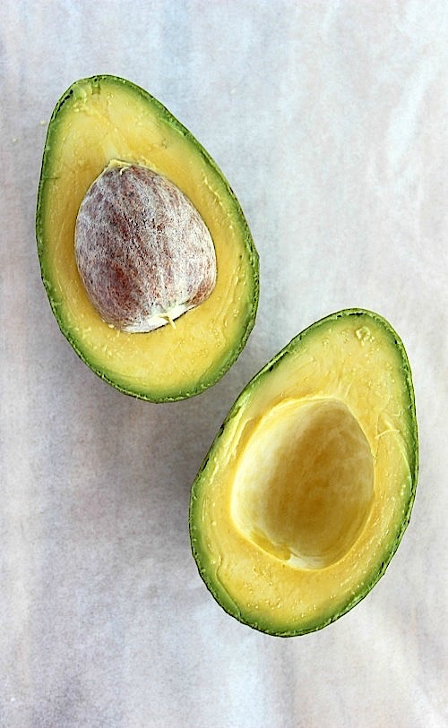 BBQ Chicken and Green Chili Loaded Baked Potatoes {Gluten Free & Paleo Friendly} - www.betterwithcake.com