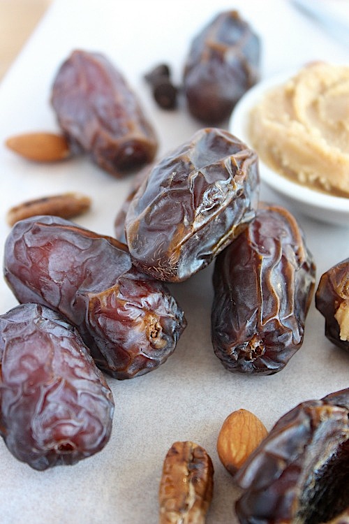 Dark Chocolate Coated Double Stuffed Dates {Gluten Free & Paleo Friendly} - www.betterwithcake.com