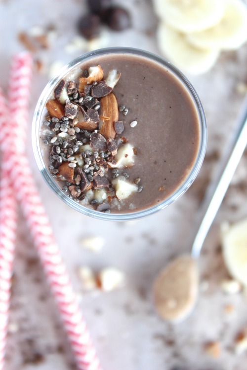Chocolate Almond Butter Super Smoothie {Vegan, Dairy Free & Paleo Friendly}