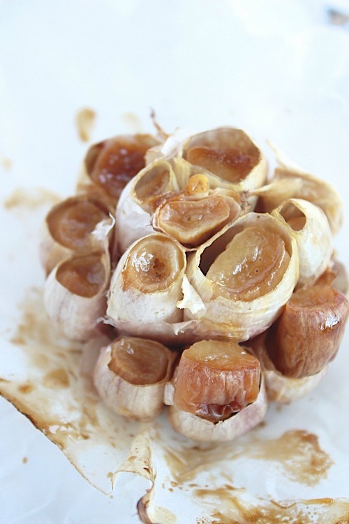 Roasted Garlic, Pumpkin & Sweet Potato Mash {Vegan, Gluten Free & Paleo Friendly} - www.betterwithcake.com