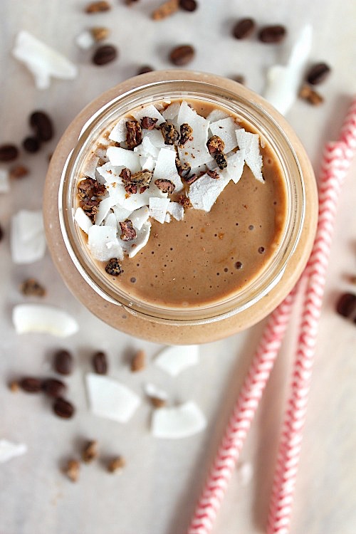 Coconut Mocha Smoothie {Vegan, Gluten Free & Paleo Friendly} - www.betterwithcake.com