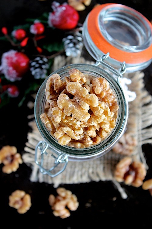 Quick and Easy Candied Maple Walnuts {Vegan, Gluten Free & Paleo} - www.betterwithcake.com