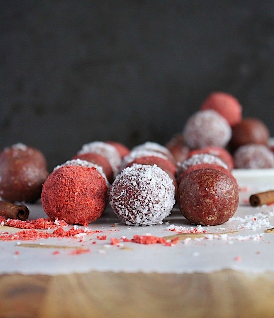 {No Bake} Strawberry Shortcake Bliss Bites