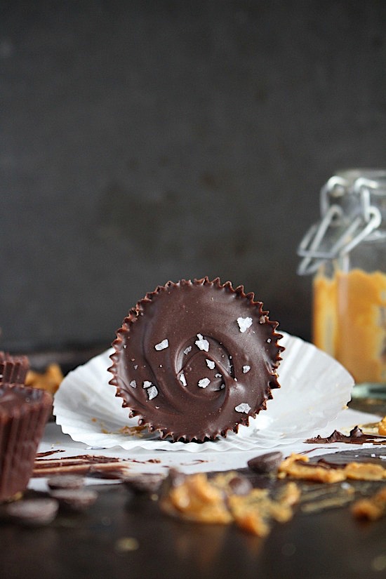 Healthy Dark Chocolate Peanut Butter Choc Chip Cookie Dough Bites - EGG FREE - Refied Sugar Free - Low carb - Vegan - Keto - Paleo friendly - www.betterwithcake.com