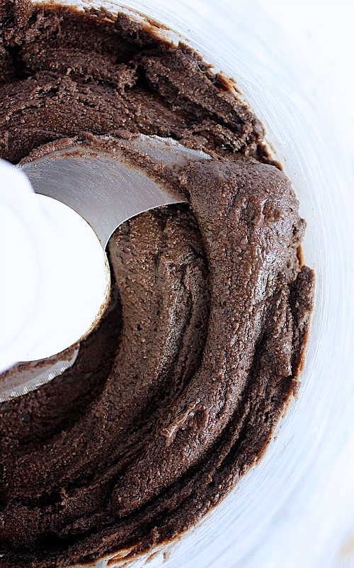 Coconut Mocha Almond Butter {Vegan, Gluten Free, Paleo Friendly} - www.betterwithcake.com