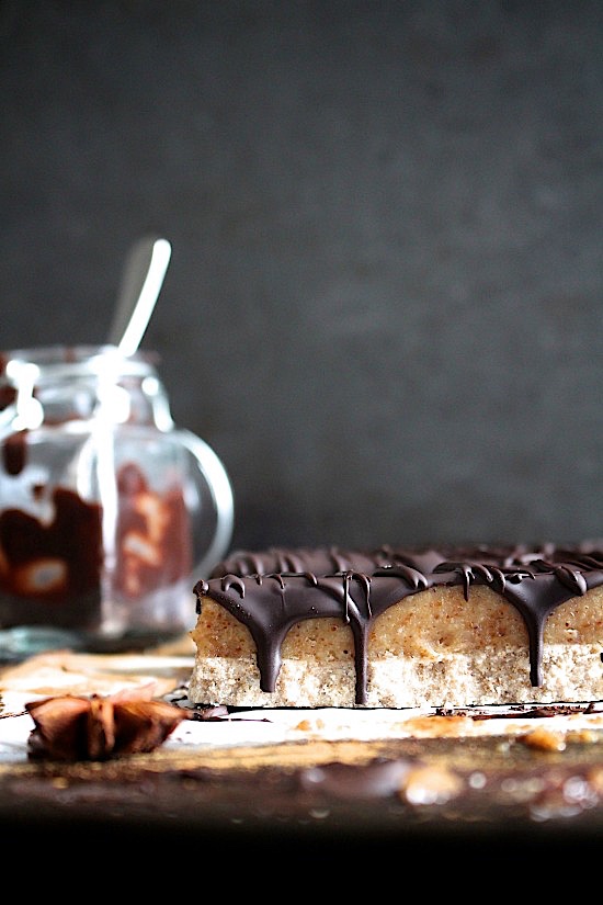 No Bake {Date Free} Gingerbread Twix Bars - Gluten Free Dairy Free - Refined Sugar Free - Low Carb - Venag - Keto - Paleo - www.betterwithcake.com