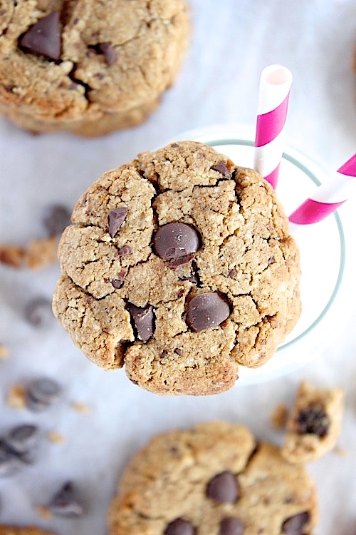 Classic Choc Chip Cookies {Gluten Free, Grain Free & Paleo Friendly} - www.betterwithcake.com