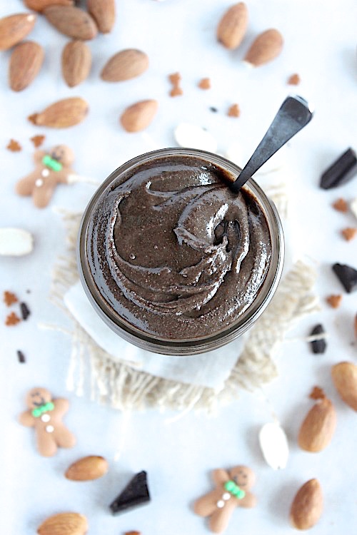Healthy, Homemade Dark Chocolate Gingerbread Almond Butter {Vegan, Gluten Free & Paleo Friendly} - www.betterwithcake.com
