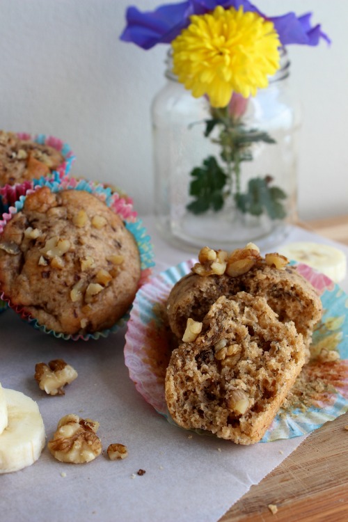 Banana and Walnut Wholewheat Muffins