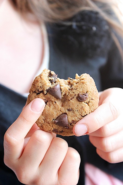 Classic Choc Chip Cookies {Gluten Free, Grain Free & Paleo Friendly} - www.betterwithcake.com