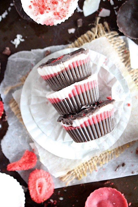 3 Ingredient Dark Chocolate Strawberry Coconut Butter Fudge Bites {Vegan, Gluten Free, Sugar Free, Keto & Paleo Friendly} - www.betterwithcake.com