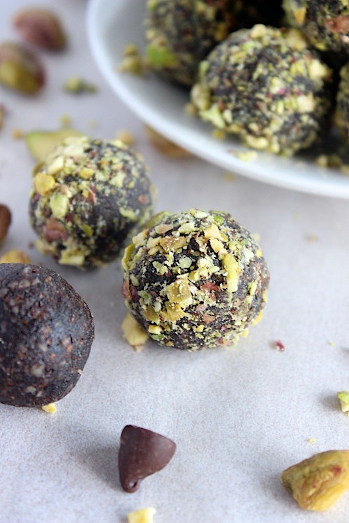 Pistachio Choc Fudge Bliss Bites {Vegan, Gluten Free & Paleo Friendly}