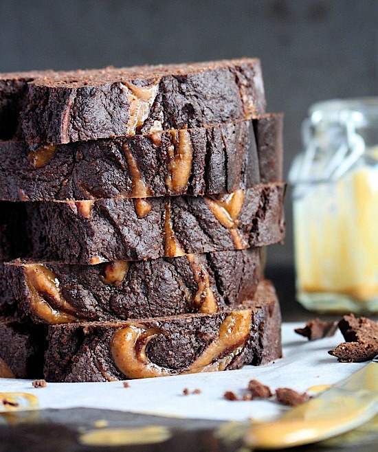 Peanut Butter Choc Fudge Banana Bread {Gluten Free - Dairy Free - Refined Sugar Free - Keto - Vegan & Paleo Friendly} - www.betterwithcake.com