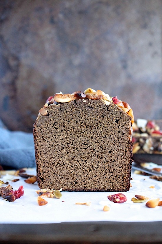 Chocolate Golden Spiced Banana Bread {Gluten Free - Grain Free - Refined Sugar Free - Keto & Paleo Freiendly} - www.betterwithcake.com