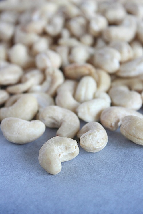 Salted Caramel Cashew Butter {Vegan, Gluten Free & Paleo Friendly} - www.betterwithcake.com