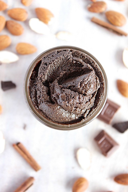 Chocolate Chai Spiced Almond Butter {Vegan, Gluten Free & Paleo Friendly} - www.betterwithcake.com