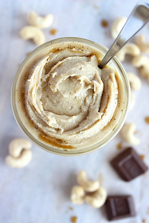 Salted Vanilla Cashew Butter {Vegan, Gluten free & Paleo Friendly} - www.betterwithcake.com