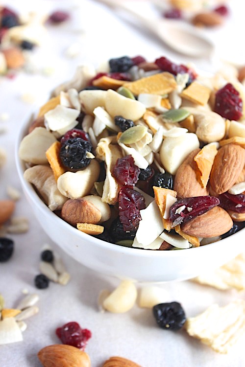 Healthy, Homemade Tropical Trail Mix {Vegan, Gluten Free & Paleo Friendly} - www.betterwithcake.com