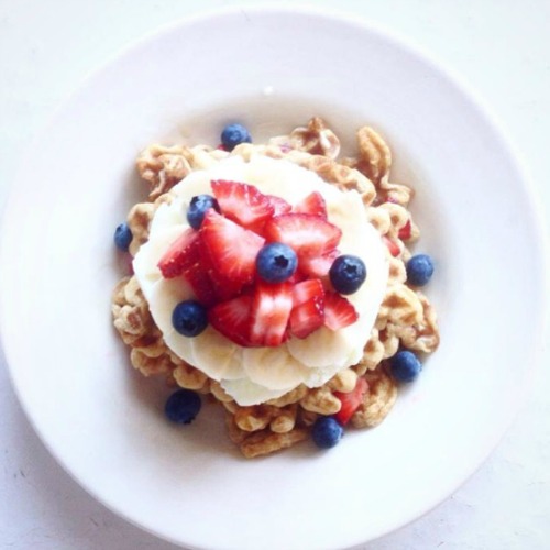 Vanilla Spiked Protein Waffles