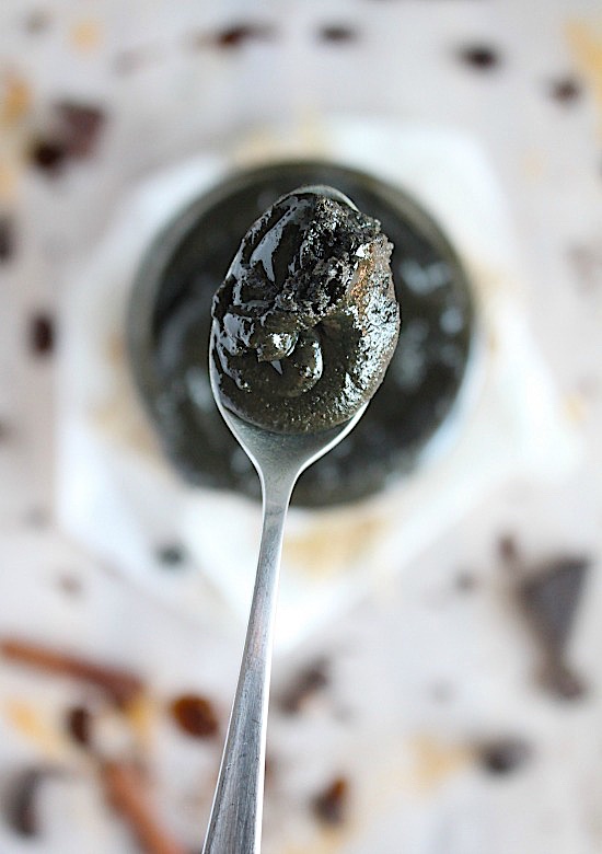 Dark Chocolate Tahini Fudge {Sugar Free - Dairy Free - Gluten Free - Nut Free - Vegan - Keto - Paleo Friendly} - www.betterwithcake.com