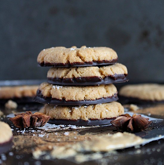 3 Ingredient {Flourless} Spiced Cashew Butter Cookies