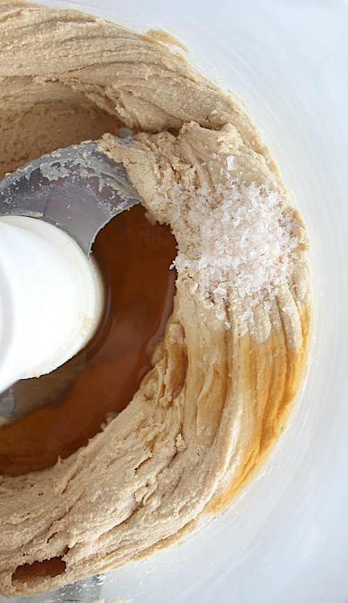 Salted Caramel Cashew Butter {Vegan, Gluten Free & Paleo Friendly} - www.betterwithcake.com