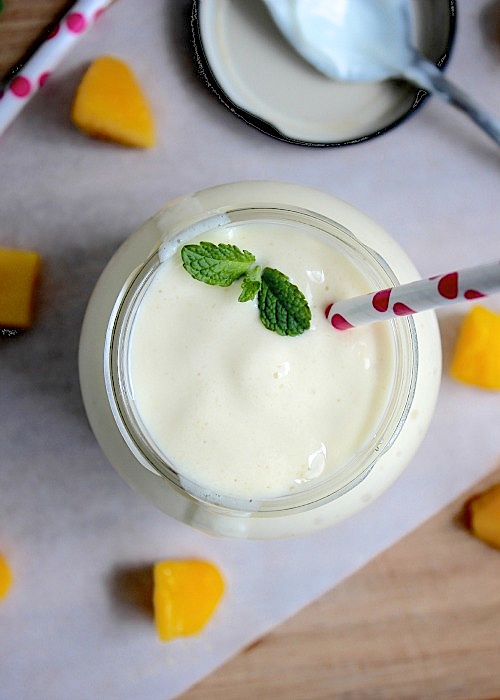 Mango Banana Smoothie {Vegan, Dairy Free & Paleo Friendly} - www.betterwithcake.com