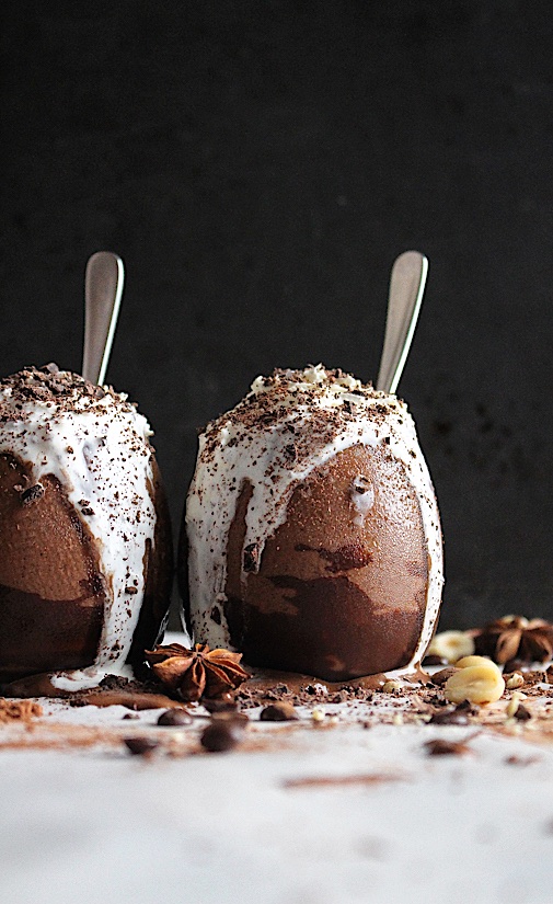 Sugar Free Chocolate Hazelnut Chai Latte & 20 min {no equipment – at home} Lower Body Workout