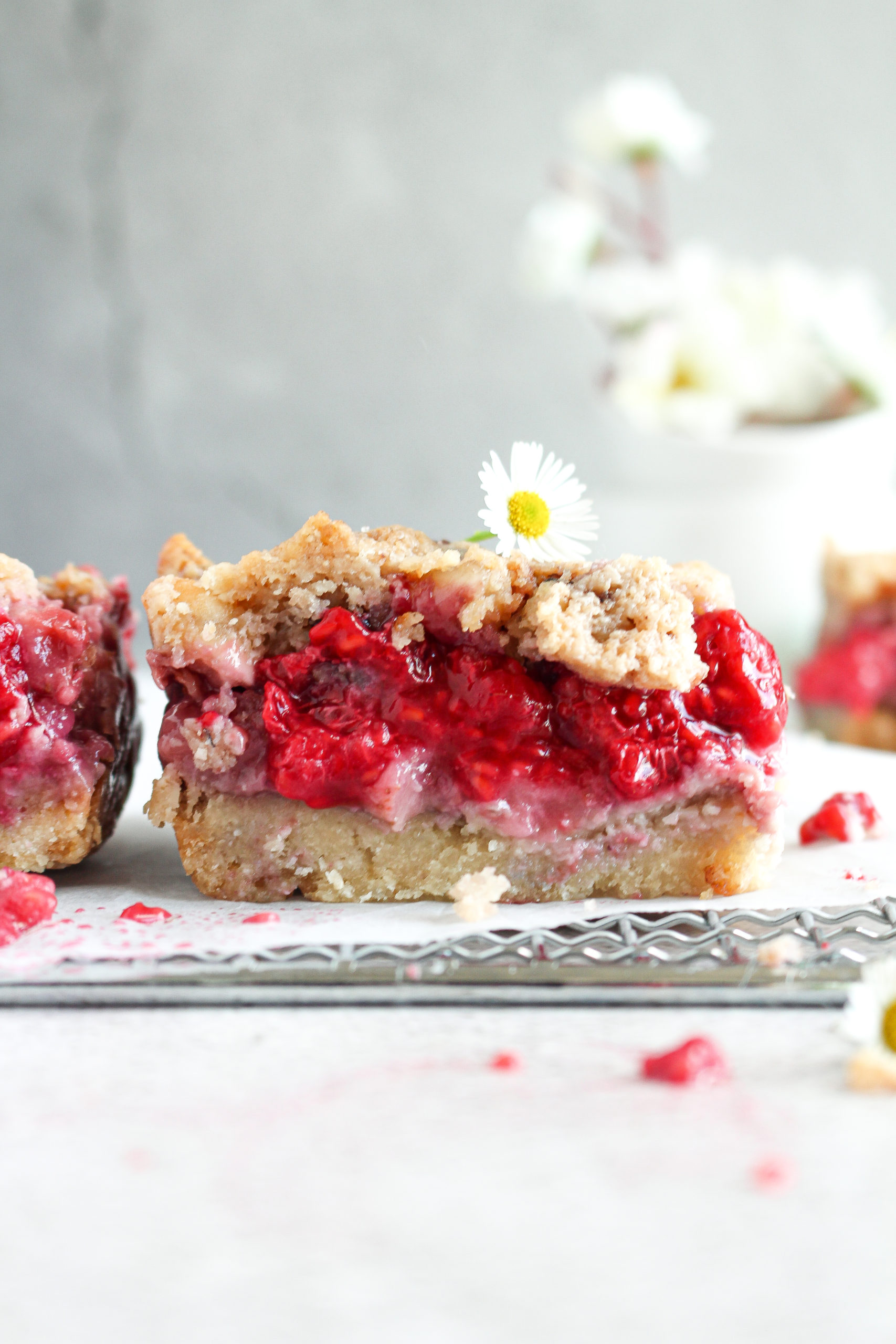 Strawberry Crumble Bars